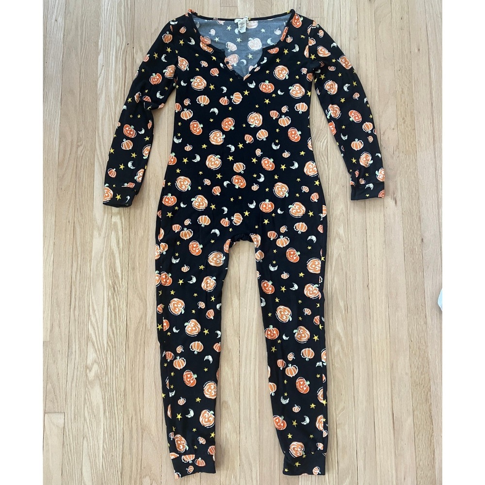 Shosho Womens M Halloween Pumpkin Moon Star Henley Onsie Pajamas Spooky Soft Hot